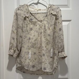 Floral Print Blouse with Ruffle Sleeves